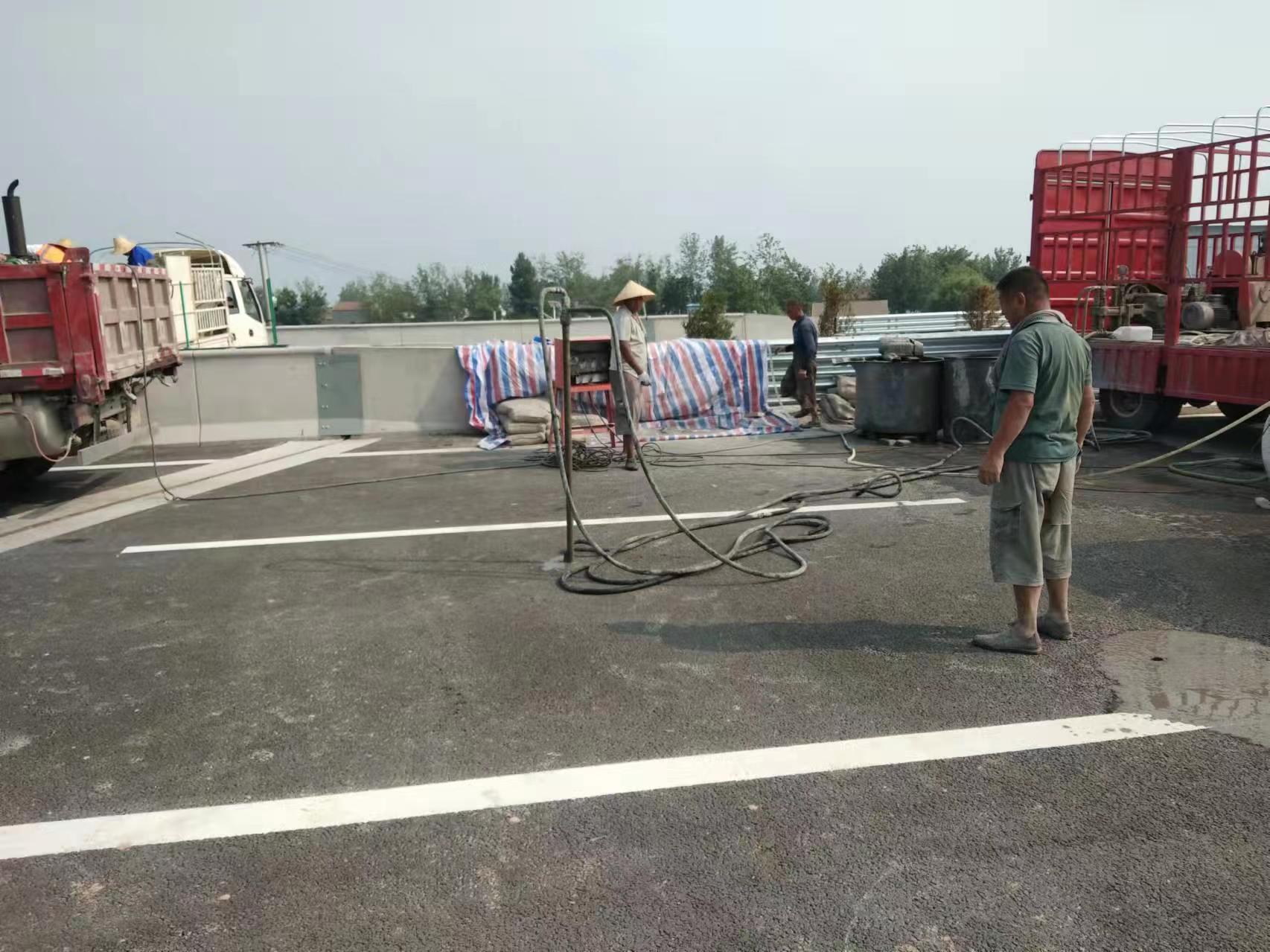 苏尼特左路基注浆